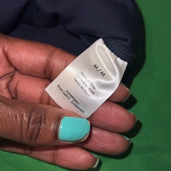 WeWoreWhat Navy Blue Sleeveless Crop Tank Top size Medium - Picture 8 of 10